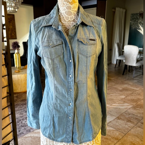 Guess Blue Denim Button-Up Shirt - Picture 7 of 16